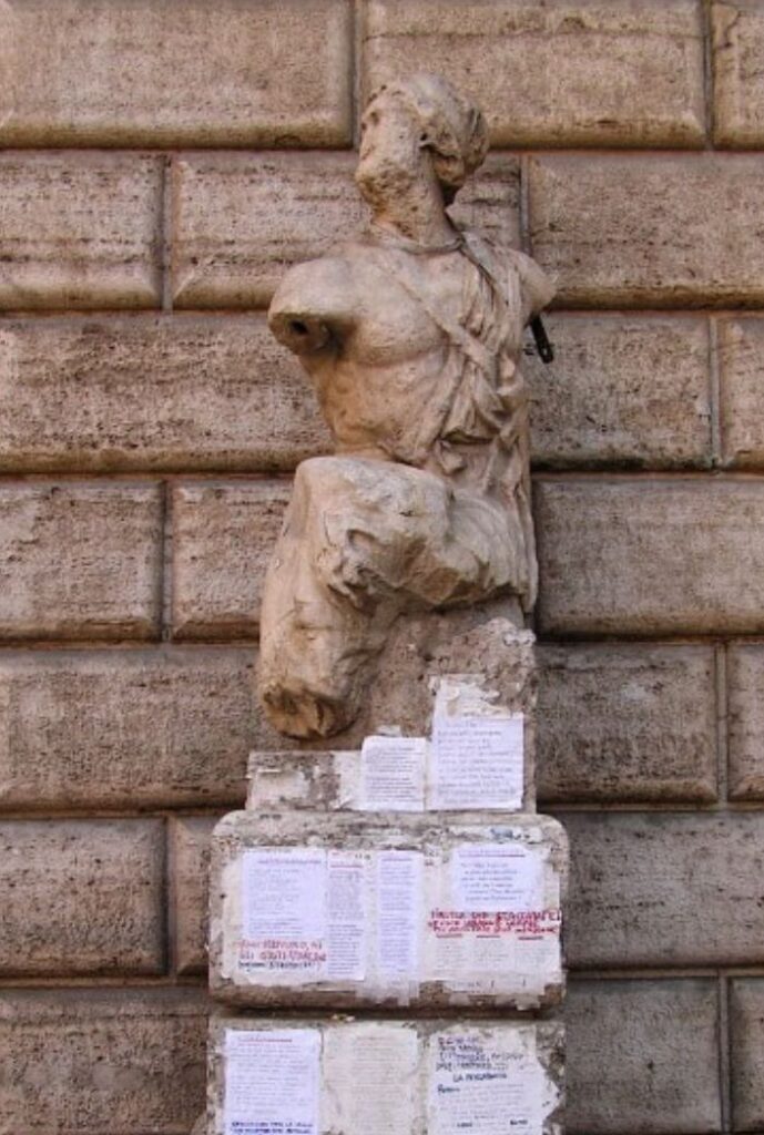 paquinotalkingstatue